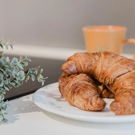 아파트 Tropea Court 5b By Homely *