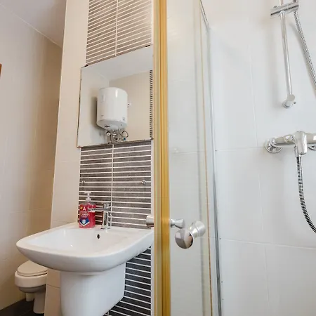 Tropea Court 5b By Homely *